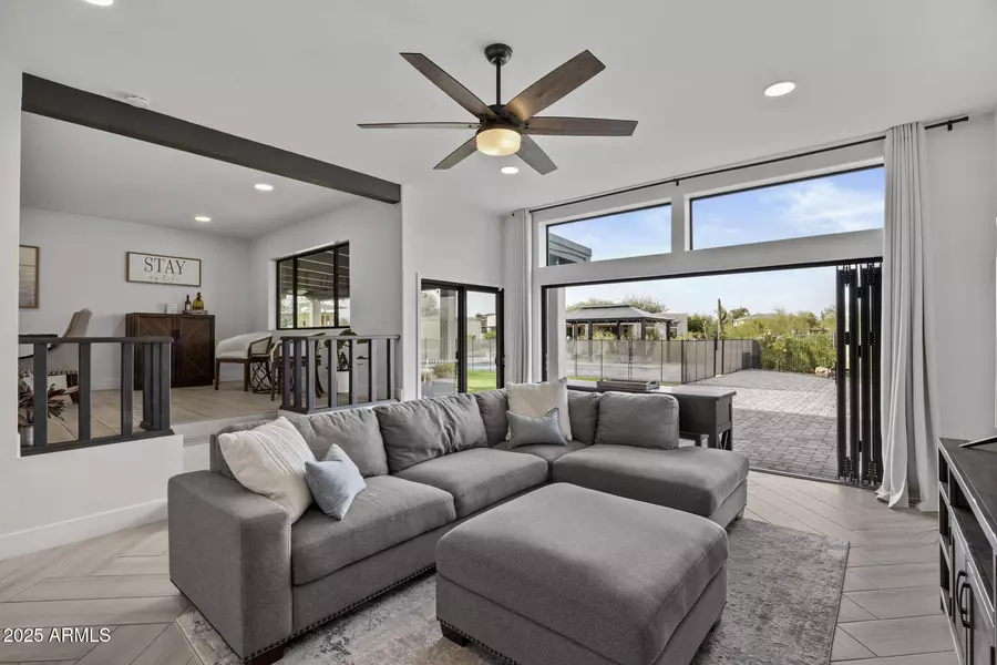 12524 E Saddlehorn Trail, Scottsdale, AZ 85259