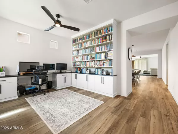 Peoria, AZ 85383,13537 W CASSIA Trail