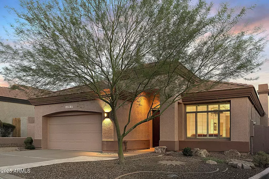 6334 E VIEWMONT Drive #57, Mesa, AZ 85215