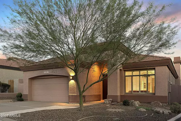 6334 E VIEWMONT Drive #57, Mesa, AZ 85215