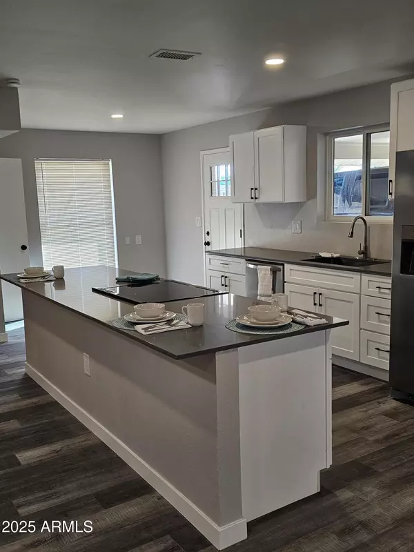 Sun City, AZ 85351,10440 W CHERYL Drive