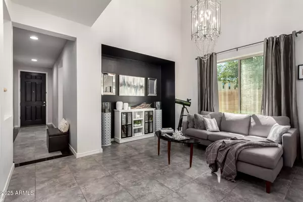 Gilbert, AZ 85295,2930 E SHANNON Street