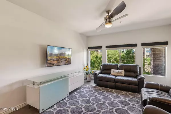 Phoenix, AZ 85054,5350 E DEER VALLEY Drive #2408