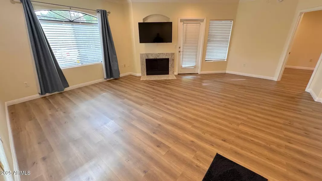 15095 N THOMPSON PEAK Parkway #1038, Scottsdale, AZ 85260