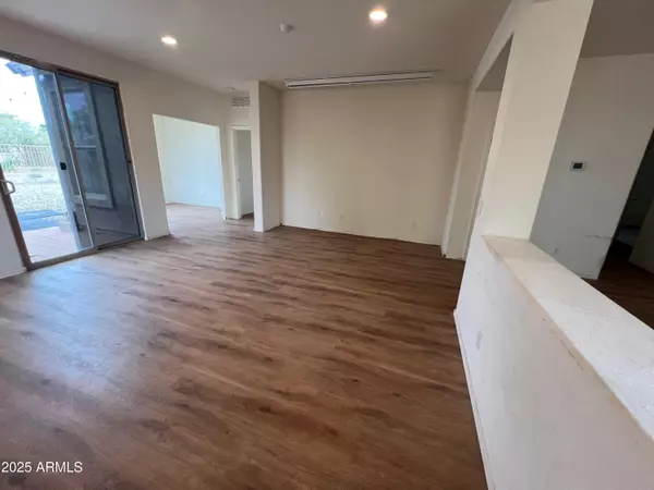 Phoenix, AZ 85041,3110 W PARK Street