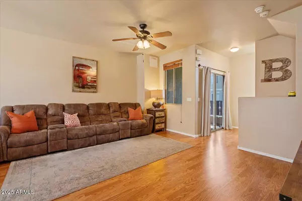 Tempe, AZ 85288,2402 E 5TH Street #1446