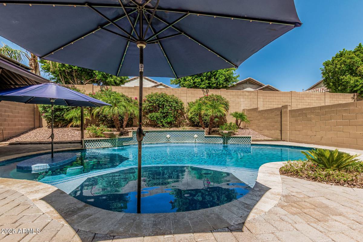 Buckeye, AZ 85396,20576 W BRIARWOOD Drive