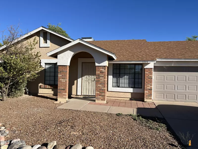 7337 E IVYGLEN Street, Mesa, AZ 85207