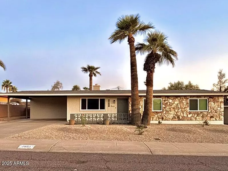 1931 E FLYNN Lane, Phoenix, AZ 85016