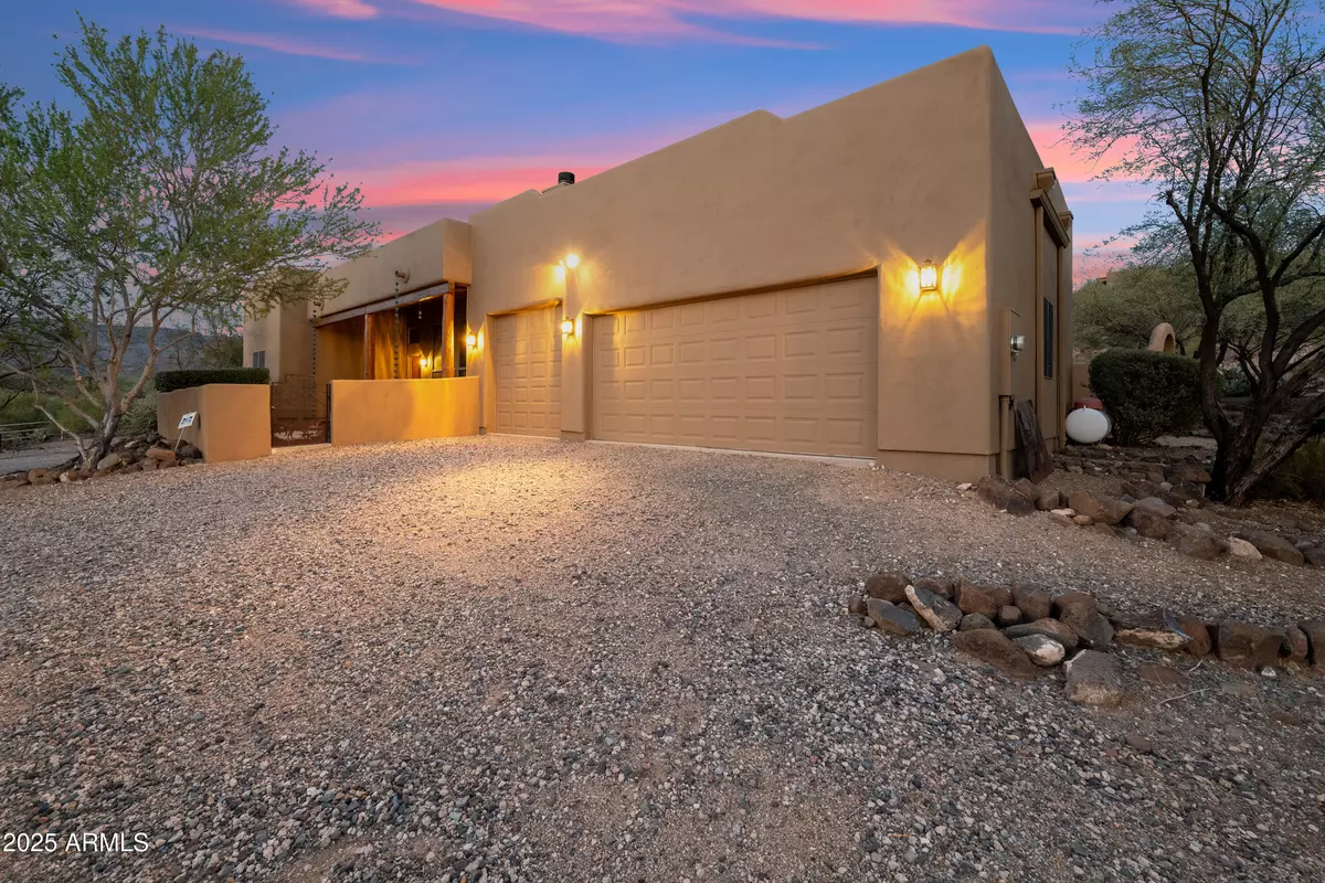 New River, AZ 85087,1509 E Venado Drive
