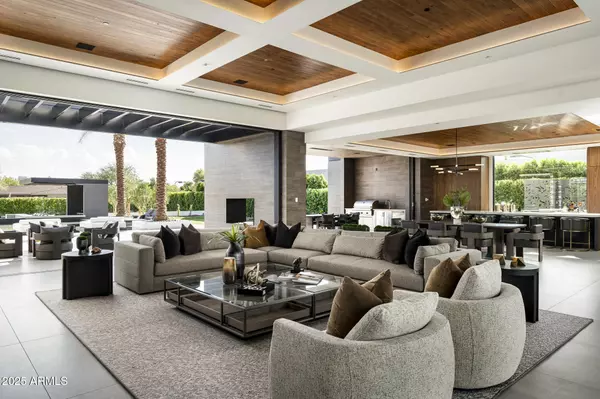 Paradise Valley, AZ 85253,6911 E JACKRABBIT Road