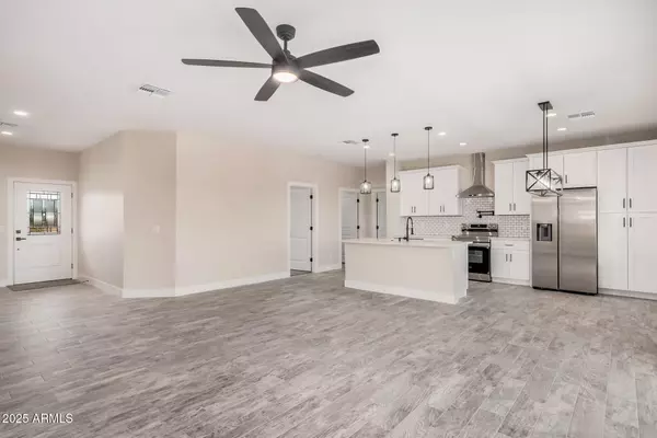 San Tan Valley, AZ 85143,10587 E Kristen Lane