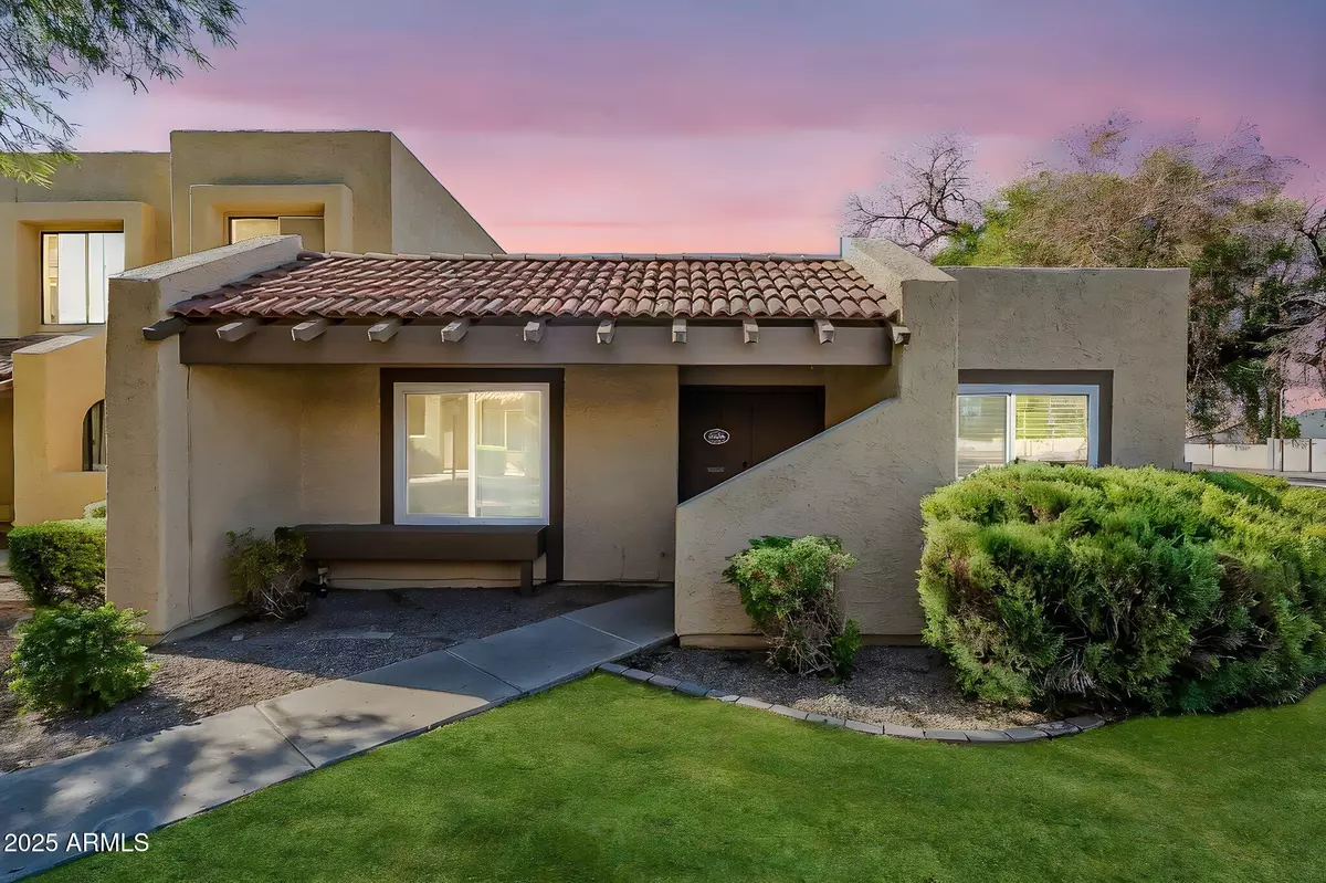 Glendale, AZ 85306,5848 W WINCHCOMB Drive