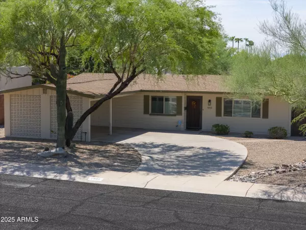 1901 E FLYNN Lane, Phoenix, AZ 85016