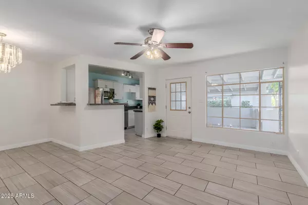 Phoenix, AZ 85015,2985 N 19TH Avenue #4