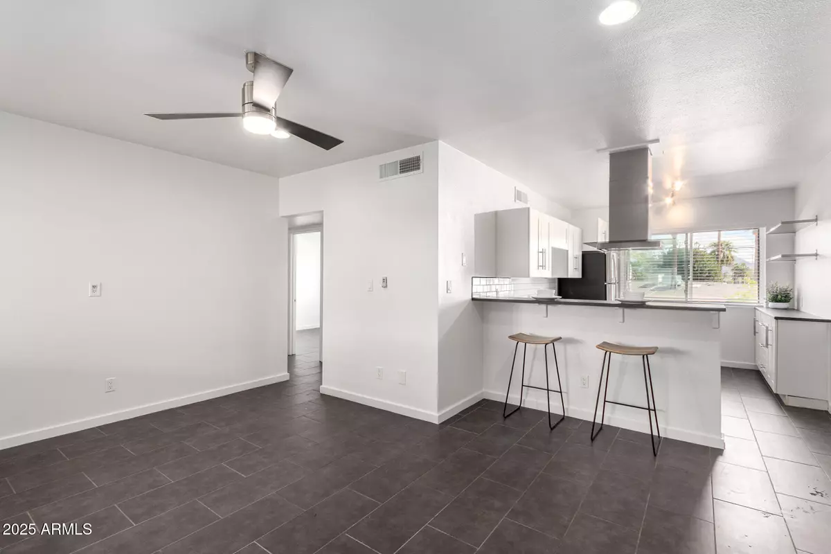 Phoenix, AZ 85014,749 E MONTEBELLO Avenue #228