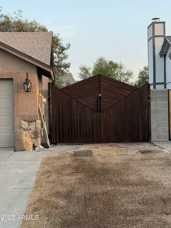 Chandler, AZ 85225,2321 E FOLLEY Street