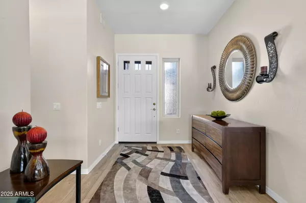 Gilbert, AZ 85233,1242 N Pine Street