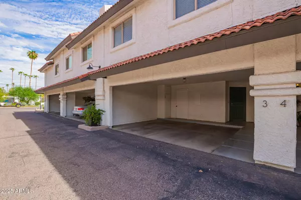 Phoenix, AZ 85018,4328 N 36TH Street #3