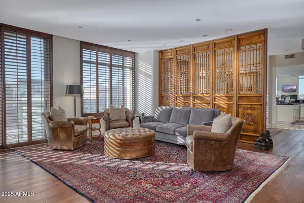 Phoenix, AZ 85016,2402 E Esplanade Lane #1101