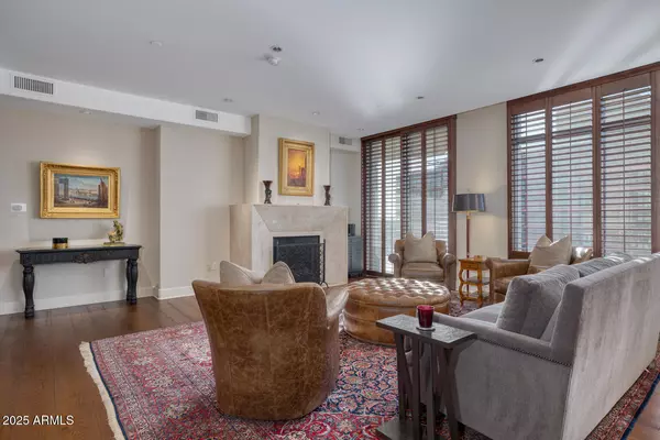 Phoenix, AZ 85016,2402 E Esplanade Lane #1101