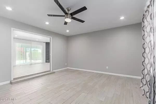 Phoenix, AZ 85016,6818 N 22ND Place