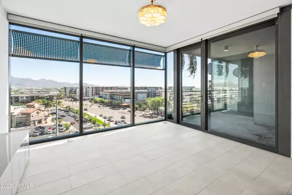 Scottsdale, AZ 85254,7180 E KIERLAND Boulevard #815