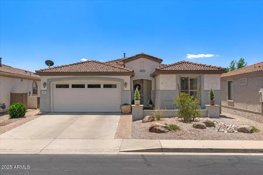 4649 E SOURWOOD Drive, Gilbert, AZ 85298