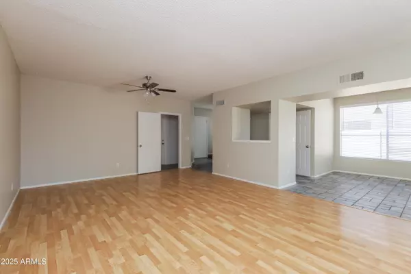Mesa, AZ 85205,1033 N ARVADA --