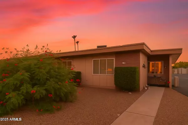 16822 N 102ND Avenue, Sun City, AZ 85351
