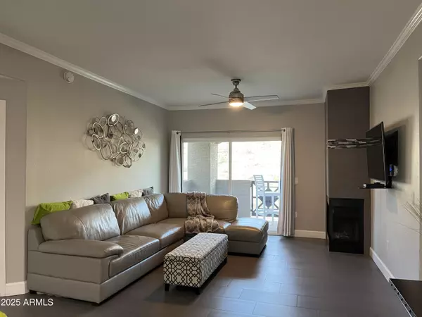 Phoenix, AZ 85048,3236 E CHANDLER Boulevard #2037