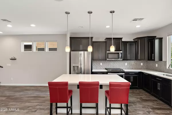 Chandler, AZ 85226,7087 W KNOX Road