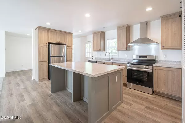 Mesa, AZ 85208,8559 E CORALBELL Avenue