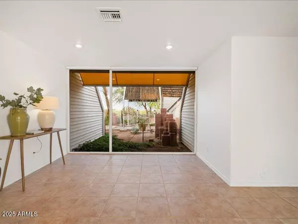 Mesa, AZ 85203,2648 N RIDGE Circle