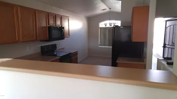 Tolleson, AZ 85353,3222 S JUSTIN Drive