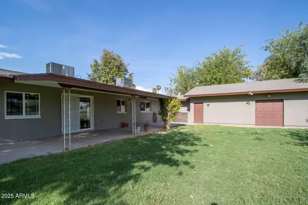 Gilbert, AZ 85234,2975 E CAMPBELL Road