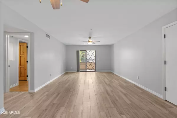 Scottsdale, AZ 85251,7777 E Main Street #206