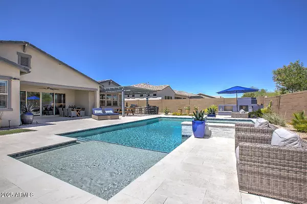 Phoenix, AZ 85042,3118 E GARY Way