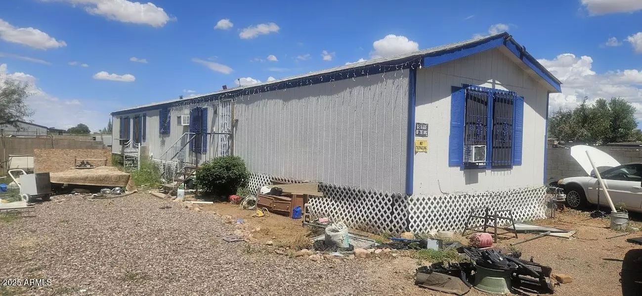2304 E CARNATION Street, Douglas, AZ 85607