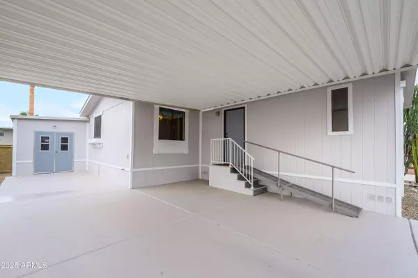 Surprise, AZ 85374,17200 W Bell Road #1547