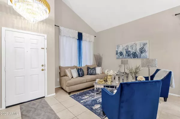 Phoenix, AZ 85041,5309 S 16TH Drive