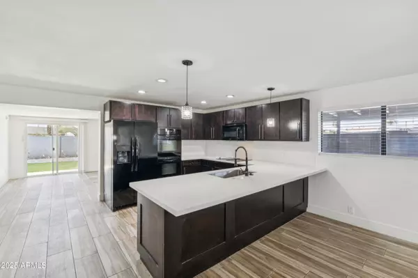 Phoenix, AZ 85006,2217 E SHERIDAN Street