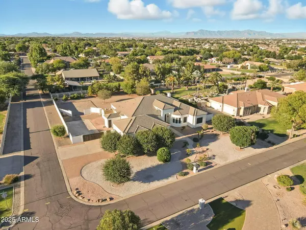 Queen Creek, AZ 85142,19914 E CALLE DE FLORES --