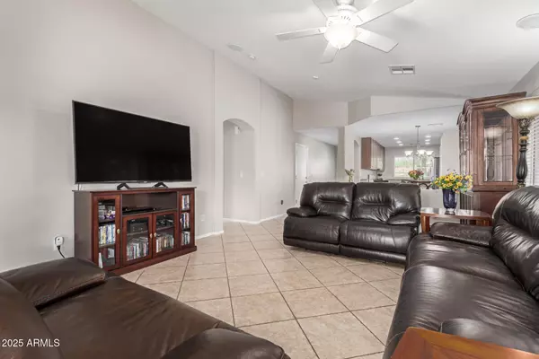 Phoenix, AZ 85083,6503 W EAGLE TALON Trail