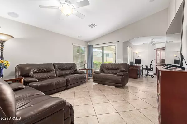 Phoenix, AZ 85083,6503 W EAGLE TALON Trail