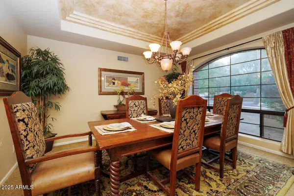 Scottsdale, AZ 85258,10731 E Fanfol Lane