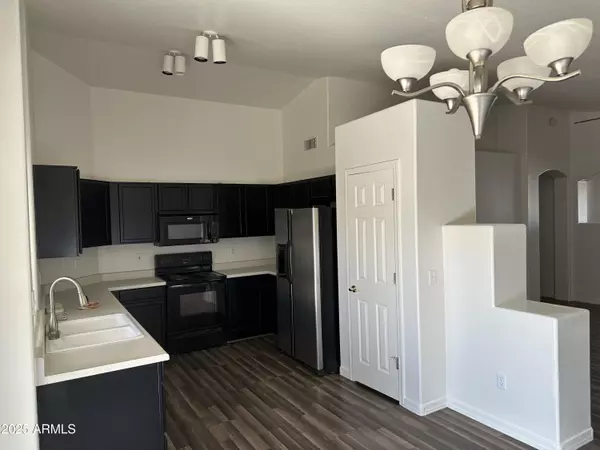 Gilbert, AZ 85234,3943 E TREMAINE Avenue