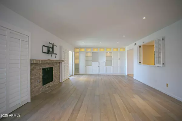 Scottsdale, AZ 85251,7850 E CAMELBACK Road #406
