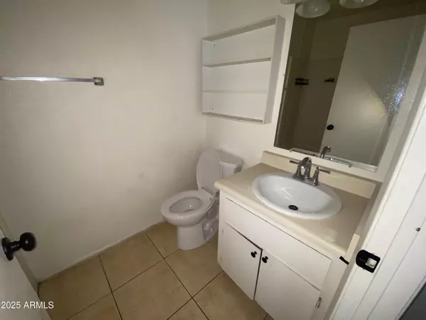 Mesa, AZ 85203,860 E BROWN Road #78