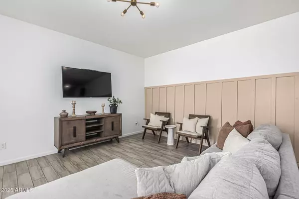 Buckeye, AZ 85326,670 S 202ND Lane